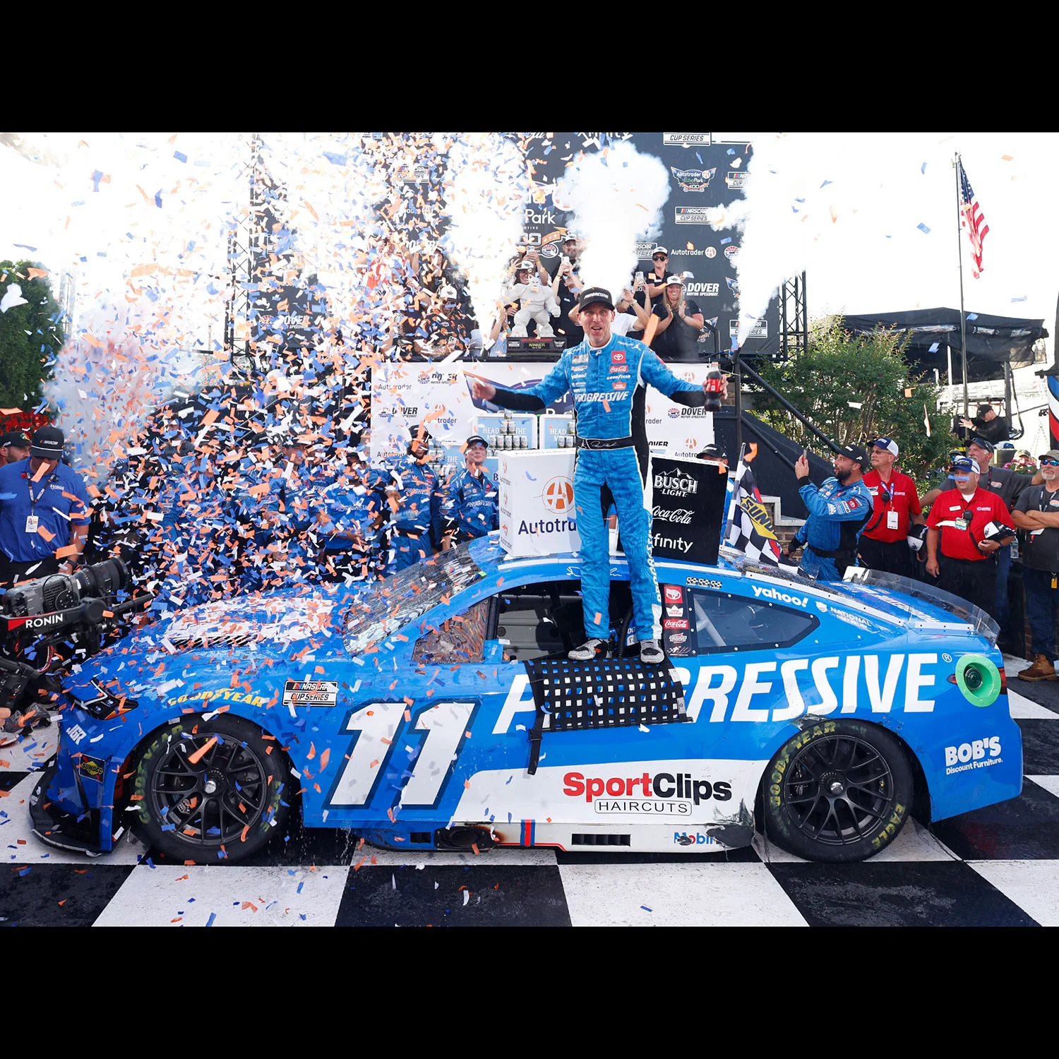 Denny Hamlin Dover Race Win 1:24 Standard 2025 Diecast Car Preorder - Currently Projected June - Image 2