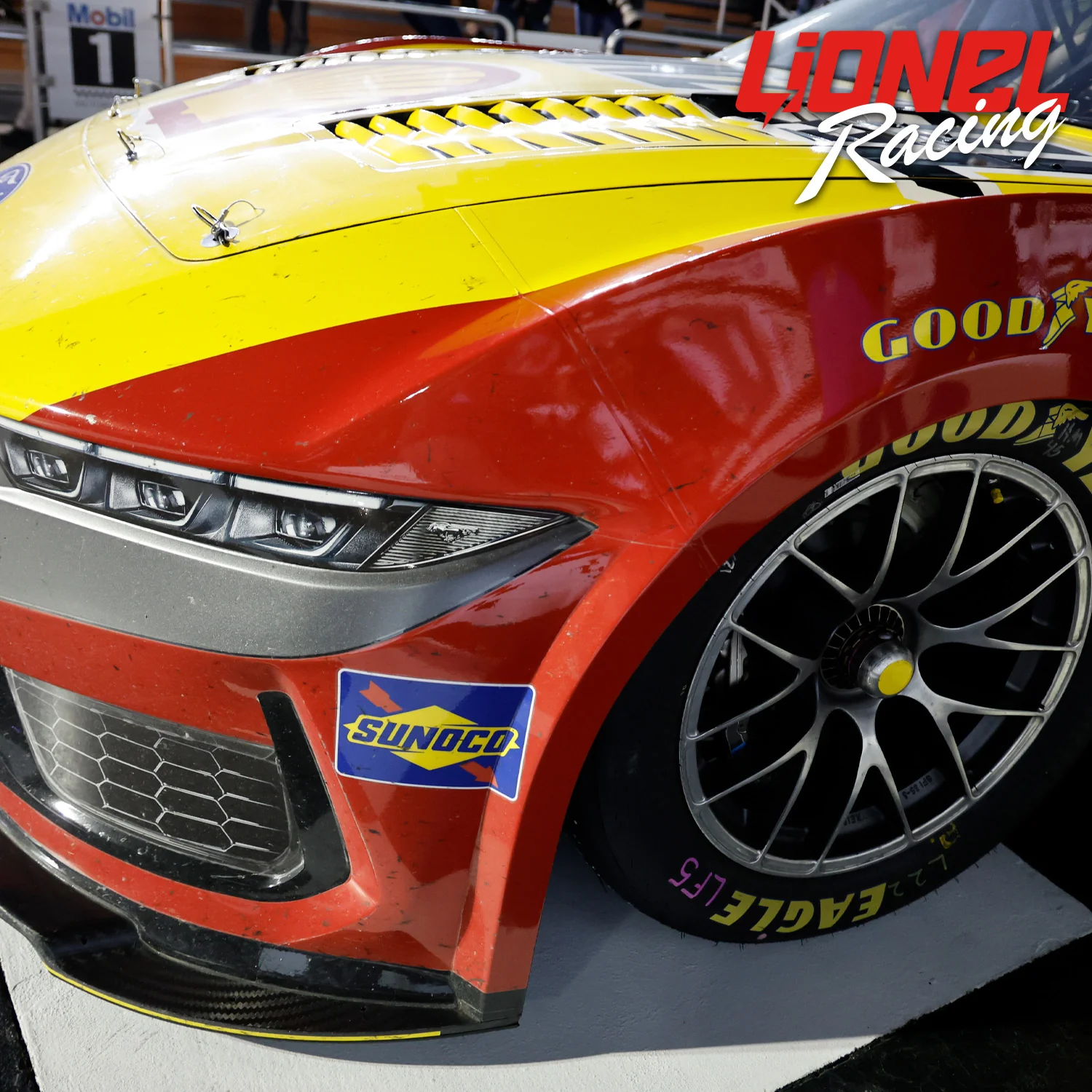 Joey Logano ELITE Daytona Duel 1 Race Win 1:24 2026 Diecast Car Preorder - Currently Projected September - Image 3
