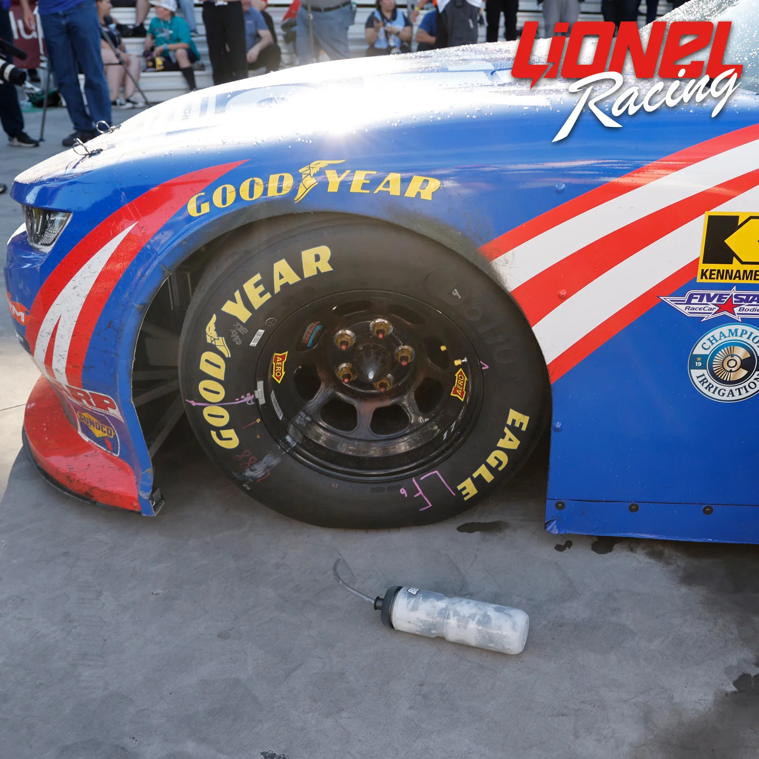 Kyle Larson 2026 Las Vegas NOAPS Race Win 1:24 Standard 2026 Diecast Car Preorder - Currently Projected October - Image 2