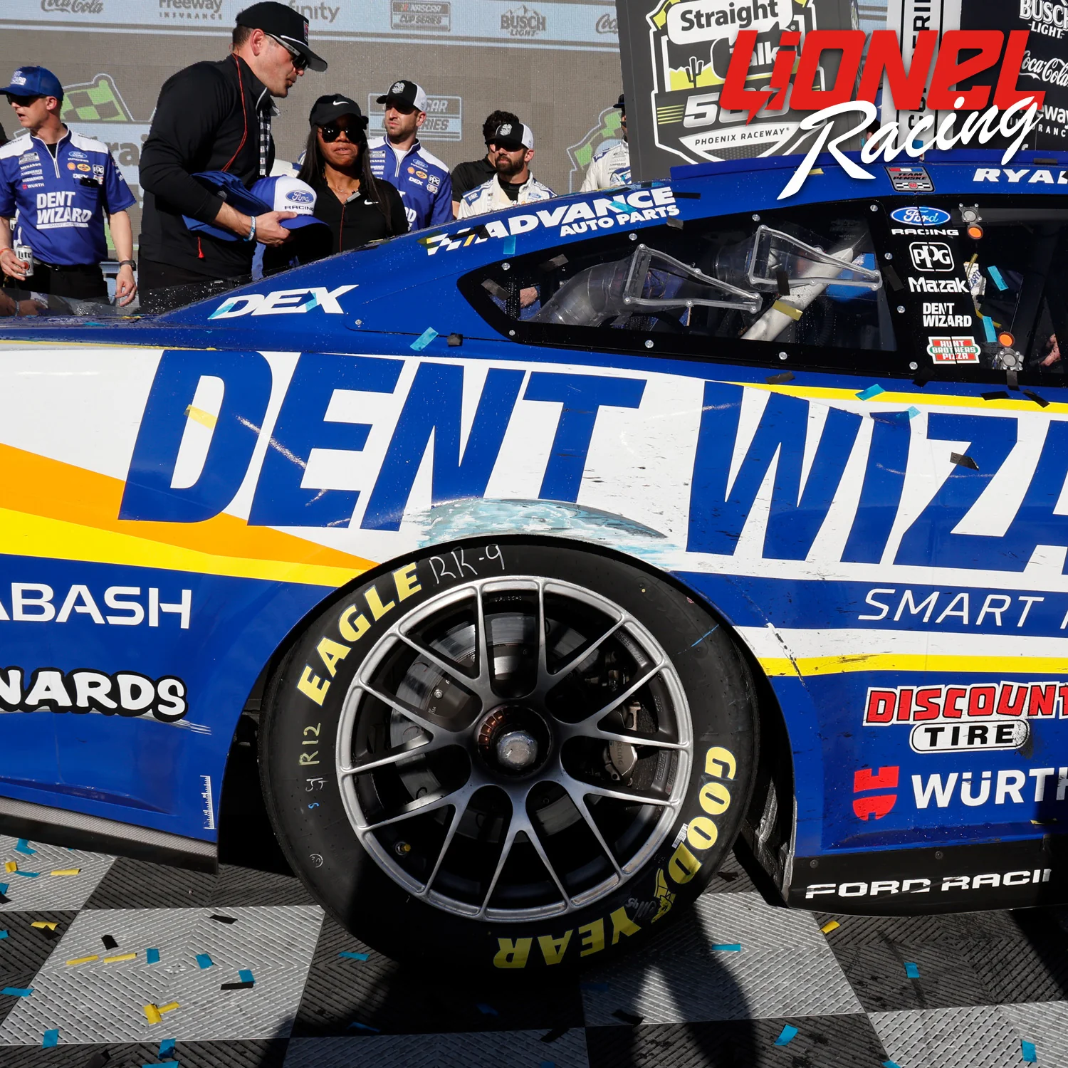Ryan Blaney Phoenix Race Win 1:24 Standard 2026 Diecast Car Preorder - Currently Projected October - Image 3