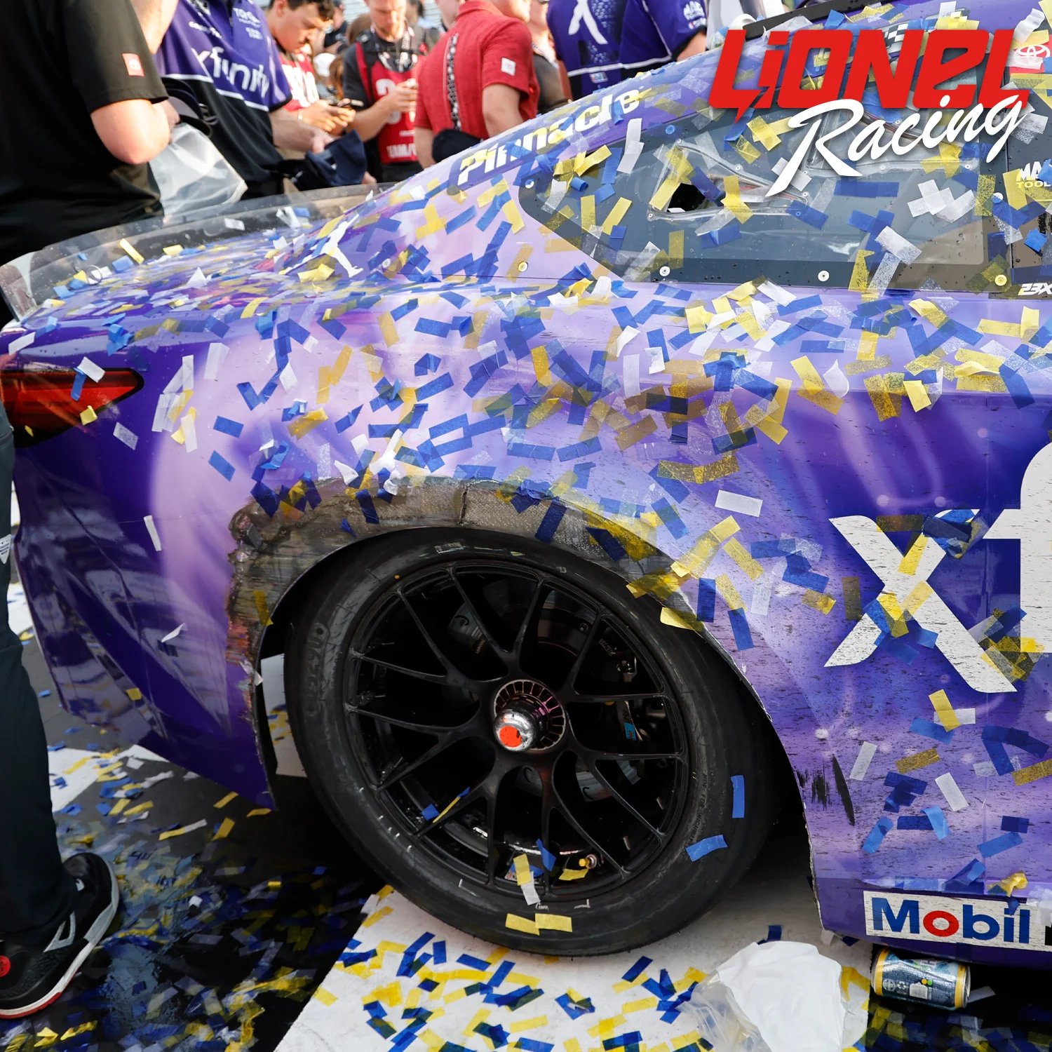 Tyler Reddick Darlington Race Win 1:24 Color Chrome 2026 Diecast Car Preorder - Currently Projected October - Image 3