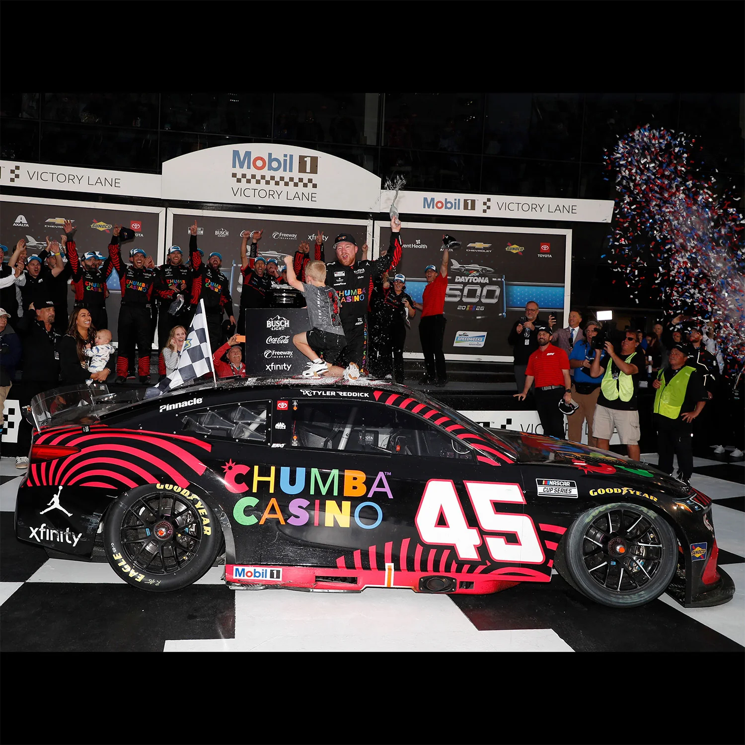 Tyler Reddick ELITE Daytona 500 Race Win 1:24 2026 Diecast Car Preorder - Currently Projected September - Image 2